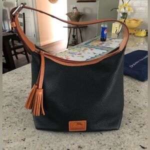 NWOT Dooney & Bourke Black and Tan Hobo Bag